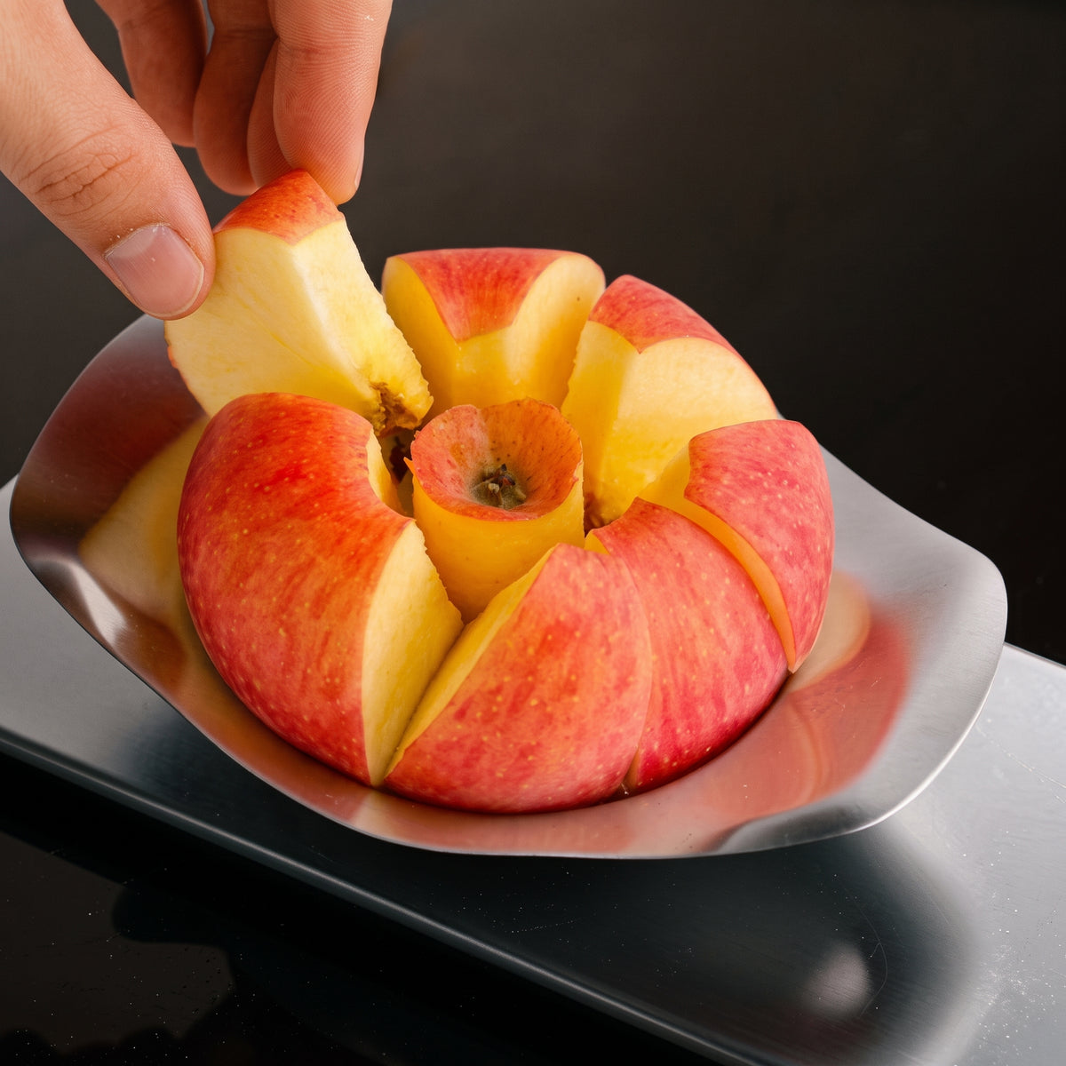 Stainless Steel Fruit Slicer, Ergonomically Designed, Saves Time and Effort, Easy to Clean, Made of Sturdy Material,